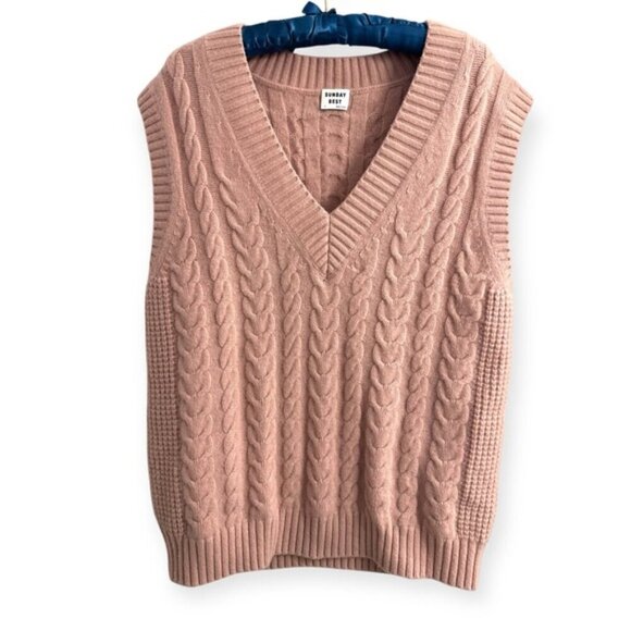 Aritzia Sunday Best MERINO WOOL cable knit Winston dusty pink Sweater Vest Sm - Picture 3 of 9
